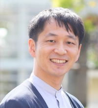倉西宏